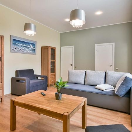 Barona Apartamenti Aparthotel Liepaja Bagian luar foto
