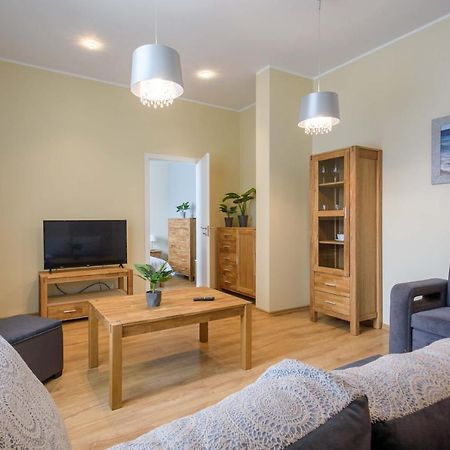 Barona Apartamenti Aparthotel Liepaja Bagian luar foto