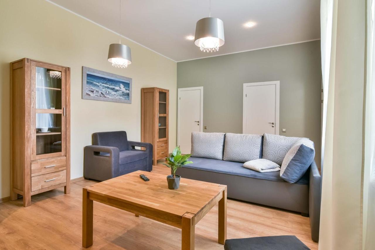 Barona Apartamenti Aparthotel Liepaja Bagian luar foto